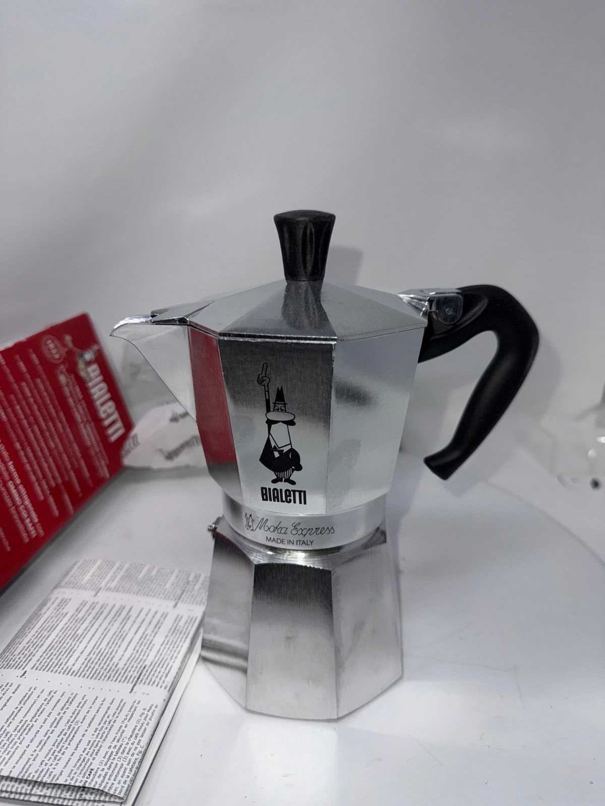 BIALETTI MOKA EXPRESS ESPRESSO MAKER STOVETOP COFFEE MAKER 6 CUP NEW WITH BOX
