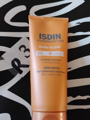 ISDIN Body Glow SPF 30 Sunscreen 200ml | Luminous Finish & Firming Effect New