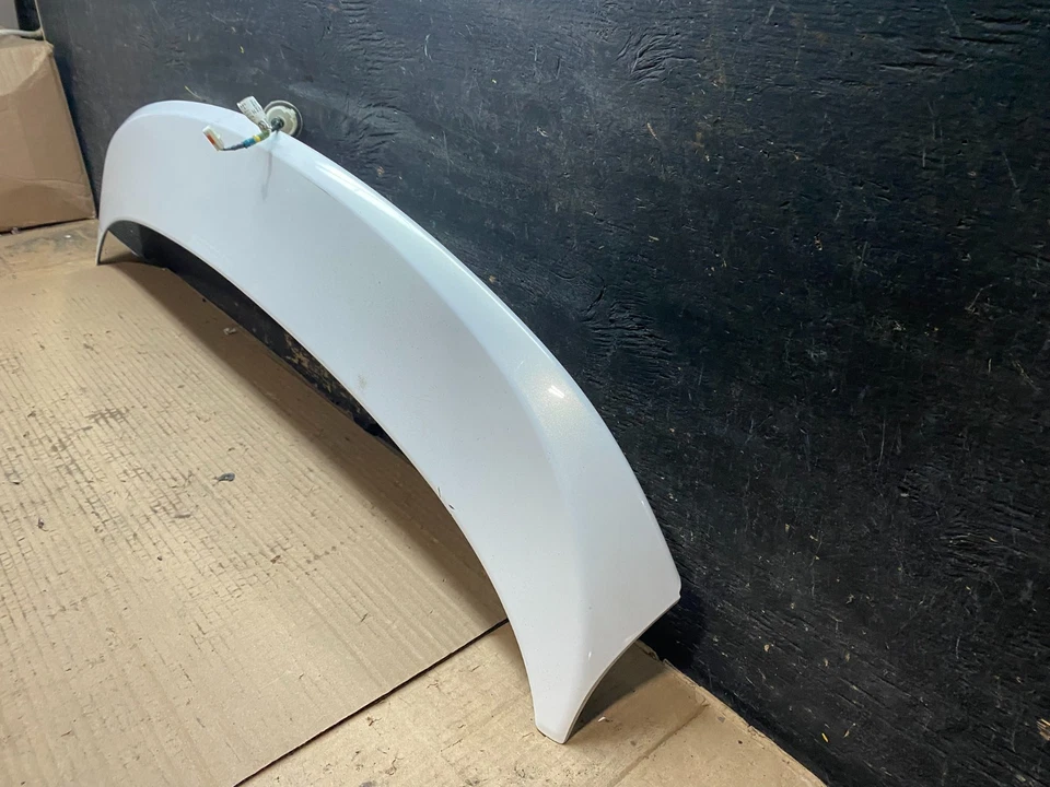 2007 to 2015 Mazda CX9 CX-9 Rear Spoiler Third Brake Light Oem U8160 DG - Image 2 of 4