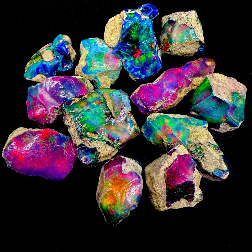 Opal, 10 CTS raw opals lot big size black Ethiopian A++ cut grade 30MM TO 17MM - Image 2 of 4