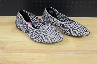 Skechers Animal Print Washable Knit Slip-Ons-Cleo Claw-Tiger-11W-NEW-A376039