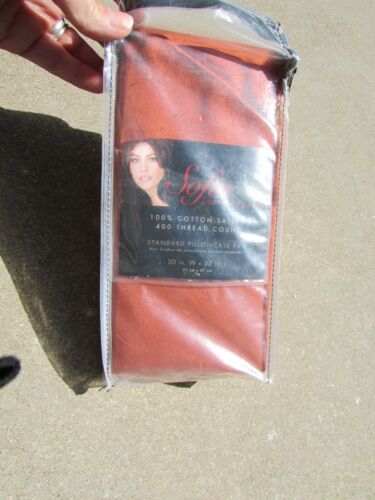 New SOFIA VERGARA Burnt Brick Orange 100% Cotton Sateen Pillowcases 400 Thread