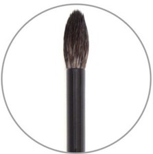 Eye / lip  makeup  brush  eyeliner / lipliner  concealer contour or highlight