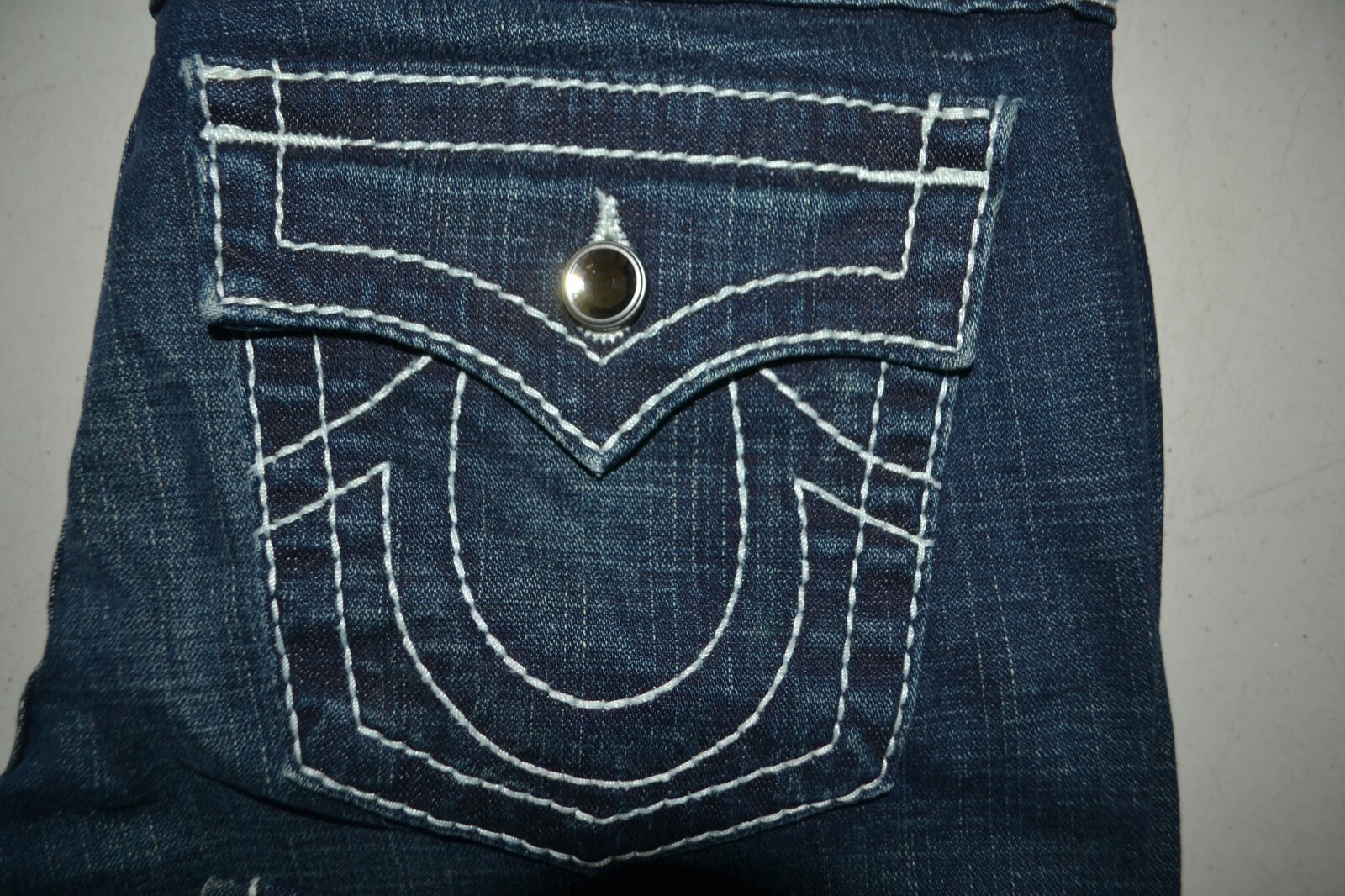 True Religion Women's Disco Becky Big T Gem Buttons Blue Jeans Sz 28x32 thumbnail 2