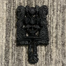 VTG Cast Iron Trivet  5.5" Small Grape Design MT-4 Black Metal Hot Plate Stand