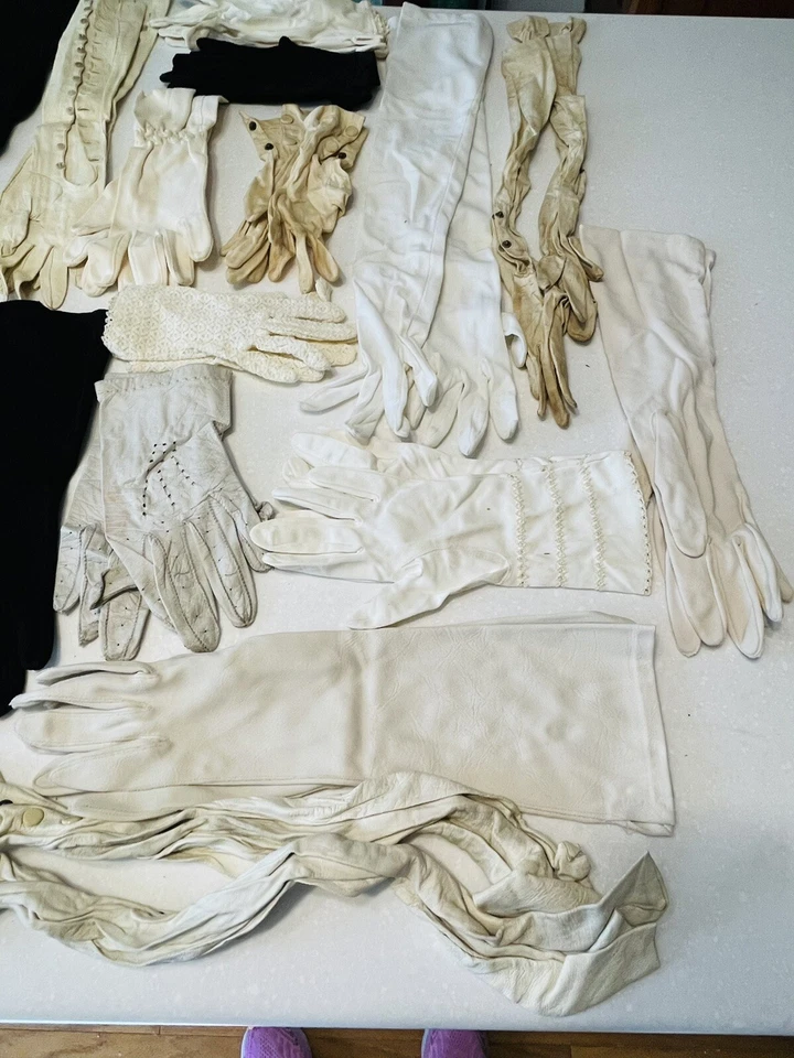 Lote de 24 guantes vintage para mujer vestido de noche de cena blanco negro beige con cuentas Foto 4 de 4
