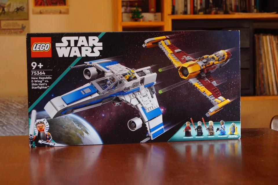 LEGO Star Wars 75364 New Republic E-Wing vs. Shin Hati’s Starfighter, photo 1 sur 4