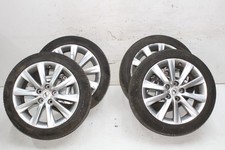 Set cerchi in lega LEXUS IS XE30 250 225/45 R17 2.5 benzina 153kw 2014