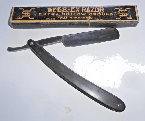 WW1 & WW2 VINTAGE CUT THROAT RAZOR ES  EX RAZOR WALD- SOLINGEN GERMANY VERY RARE