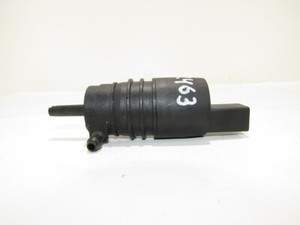 VW Passat B5+ 2001 WINDSCREEN WASHER PUMP Wischwasser Waschwasserpumpe