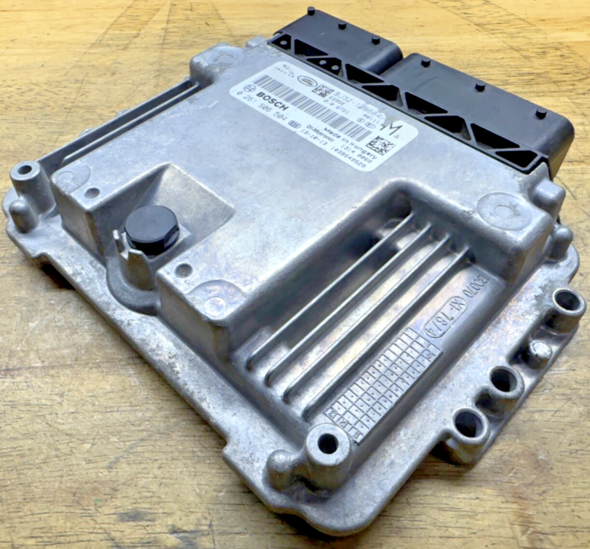 ランドローバー　ECU 2個セット　状態未確認 レンジ エンジンECU不具合（その1）（ランドローバー レンジ