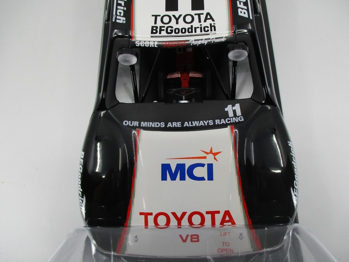 TA658 AUTOART RACING 1/18 TOYOTA TROPHY TRUCK #11 I. STEWART REF 