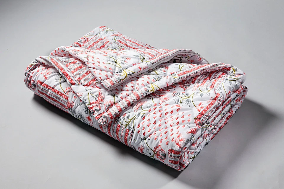 Tagesdecke  Steppdecke   im Patchwork-Look  Überwurf 210 x 280 cm  Polyester - Bild 2 von 2