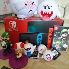 Nintendo Switch Console Luigi's Mansion 2 HD Game Figures Set Pre-Owned