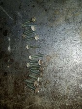 11611125 2005-2010 6.6L Duramax Upper Valve Cover Bolt Set