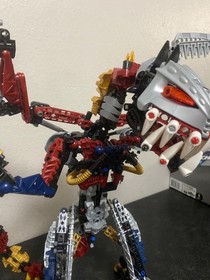 Lego Bionicle VEZON & KARDAS, 10204, 100% Complete, Mint, EXCELLENT!