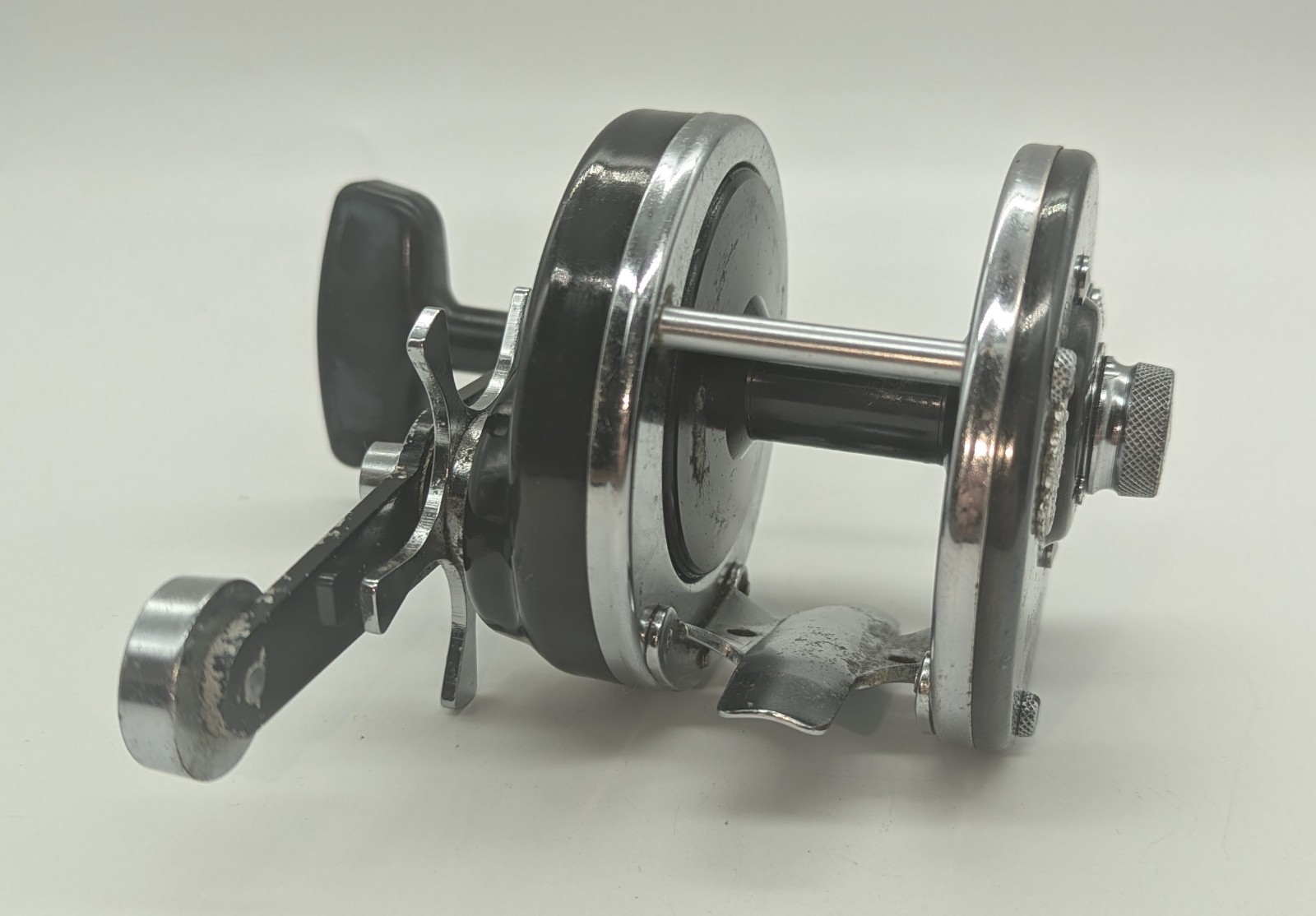 ABU Ambassadeur 8000C Automatic Two Speed Multiplier Fishing Reel (B) image 4