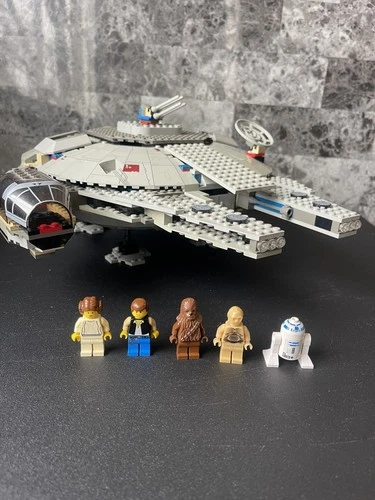 LEGO Star Wars: Millennium Falcon (7190) 100% Complete Missing LUKE minifigure