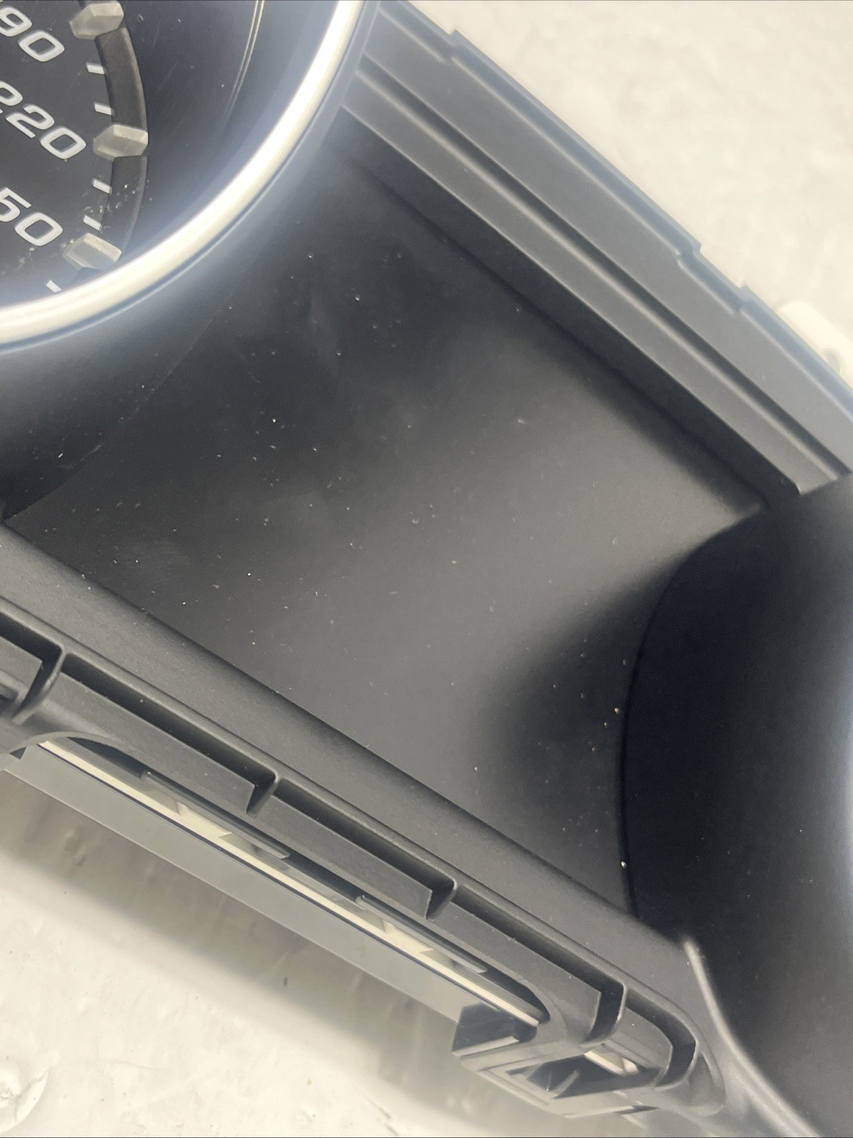 Maserati Levante 3.0 V6 Kombiinstrument Tacho Speedometer 670106457