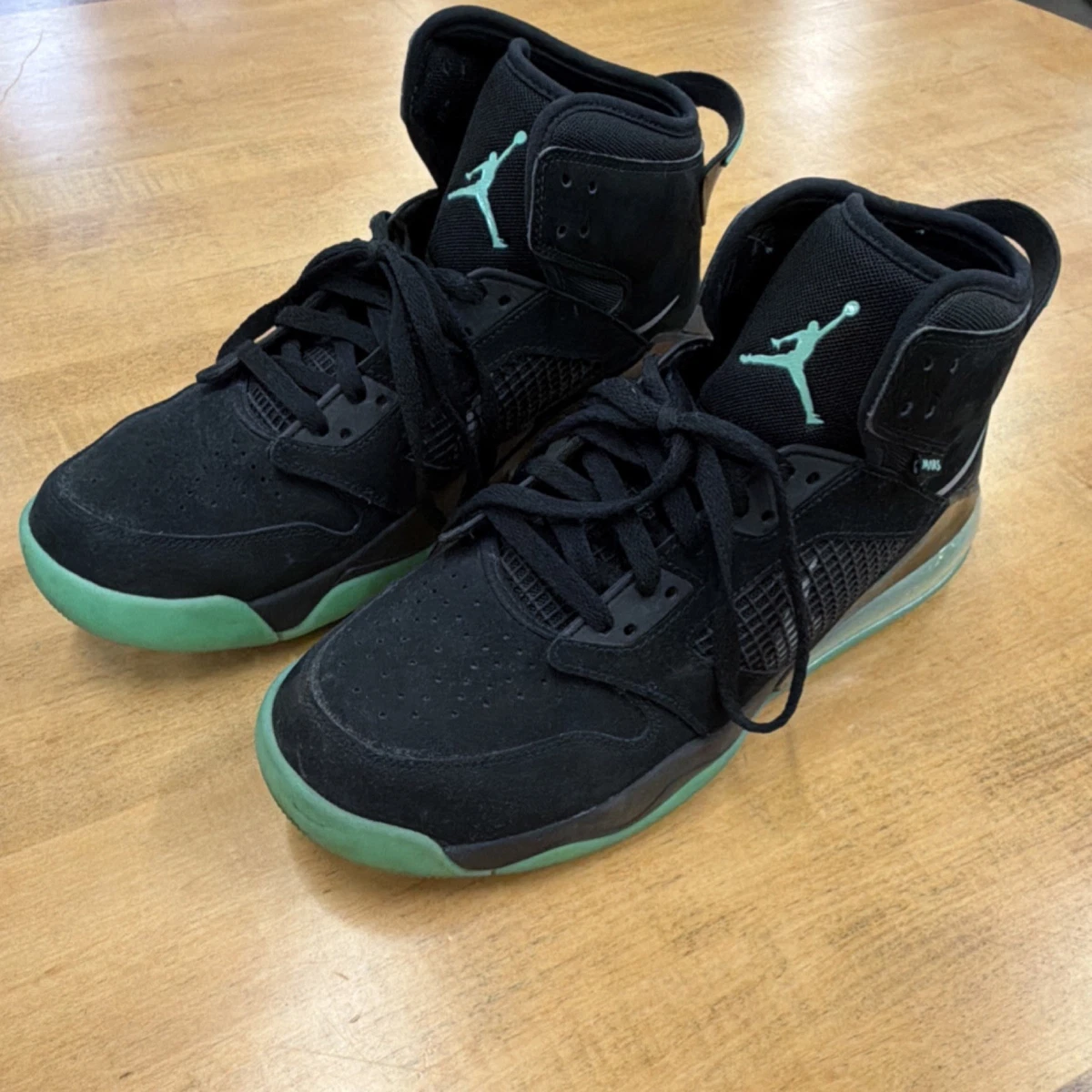 Jordan Mars 270 Green Glow for Sale | Authenticity Guaranteed | eBay