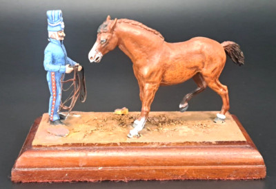 Handbemalte 54 mm Druckguss Figur - Napoleonische Französische 1. Husaren in Stallkleidung