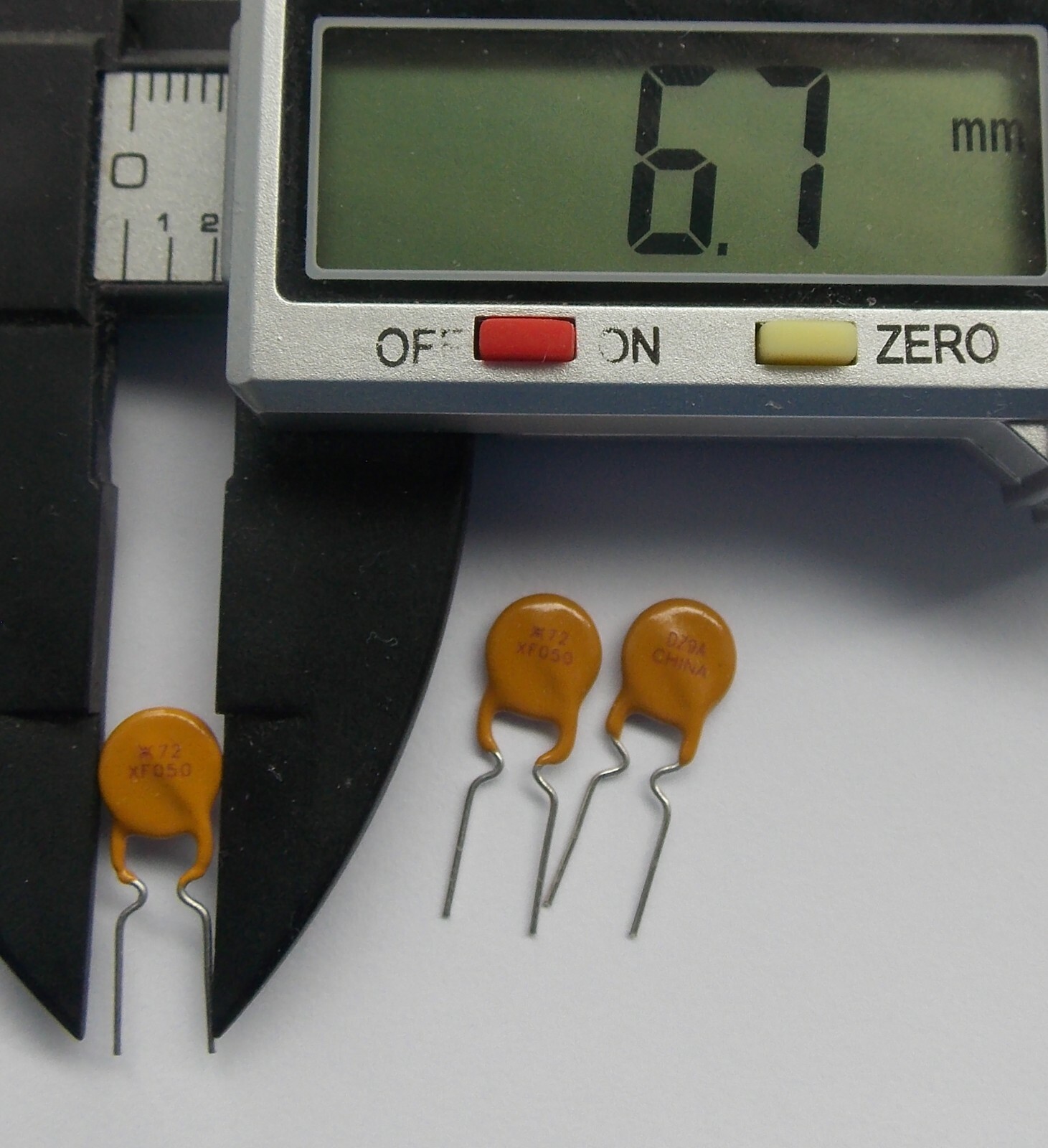 RXEF050 XF050 72V 0.5A PPTC SelfRestoring Fuse Unlimited Uses UK eBay