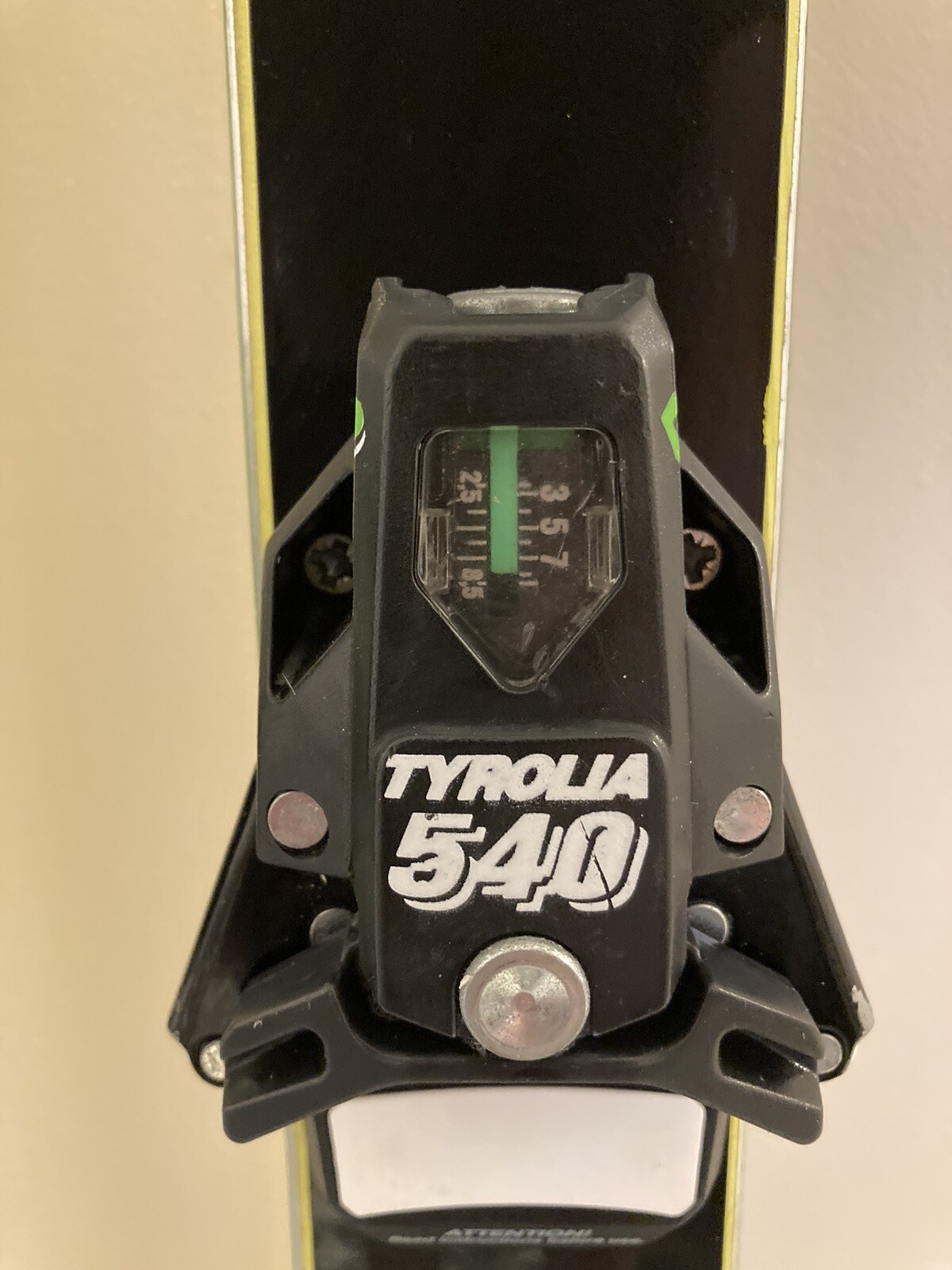 DynaStar Kevlar OMEGA Isocore Vectra Skis Made w/ Kevlar Tyrolia 540