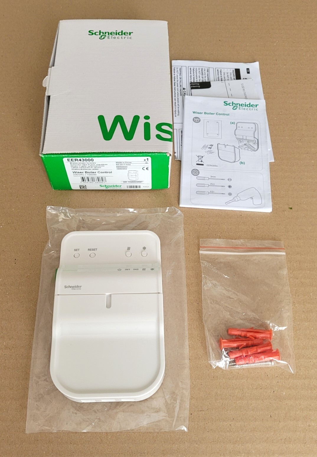 Actionneur Wiser Schneider EER43000 régulateur connecté pour chauffage