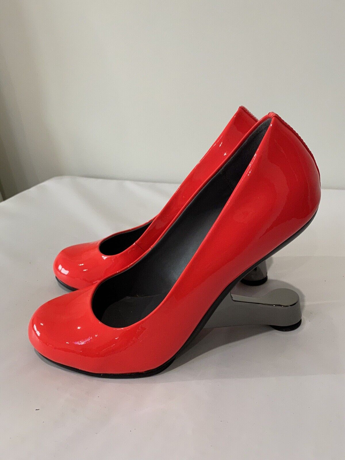 Pre-owned United Nude Eamz High Heel Dress Pump Patent Neon Pink Size 39