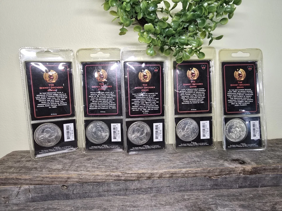 Tarjeta de monedas de las décadas de Disney 1989 #49 "La Sirenita" lote #8 #25 #50 #53 Foto 2 de 4