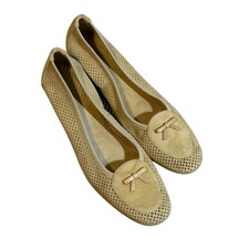 Stuart Weitzman Perforated Suede Pump Women 8 Tan Bow Low Heel Made in Spain
