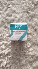 No7 Protect Perfect Intense Advanced Day Cream Sunscreen SPF 30 1.69 fl oz