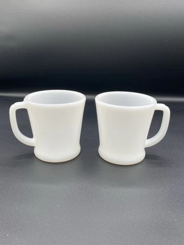 Vintage Fire King  Milk Glass D Handle  Anchor Hocking Set of 2 Coffee Cups