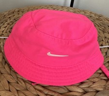 Nike Bucket Sun Hat w Chin Strap Toddler Size UPF 40 Hot Pink w White Logo