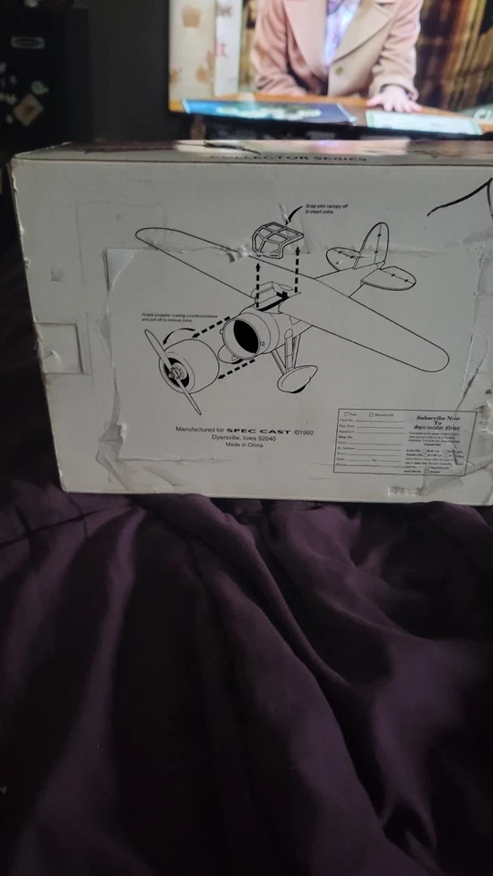 Citgo DieCast Collector Airplane 1932 Vintage Lockheed Vega Highwing C-21.BUILT - Image 2 of 4