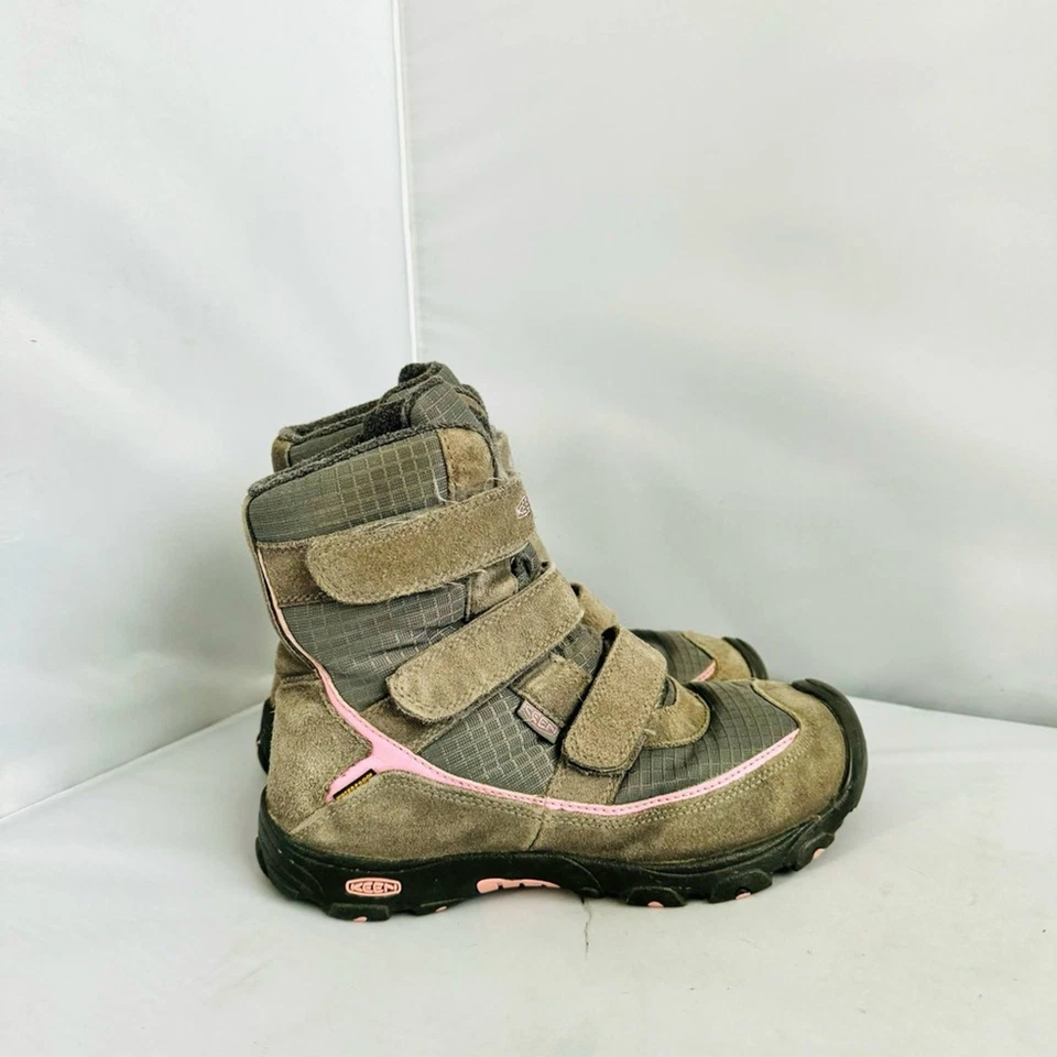 Keen Kids Trezzo Waterproof Tan and Pink Winter Boots Girls Size 3 - Image 2 of 4