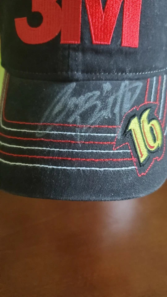Auténtico sombrero autografiado de Greg Biffle NASCAR Roush Fenway Racing 3M #16. NUEVO. Foto 3 de 4