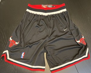 Chicago Bulls Michael Jordan size 34 pro cut jersey shorts Nike black | eBay