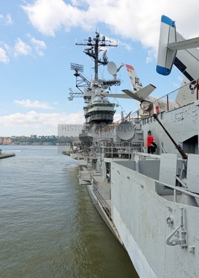 USS INTREPID AIRCRAFT CARRIER NEW YORK CITY 2023 5X7 PHOTO