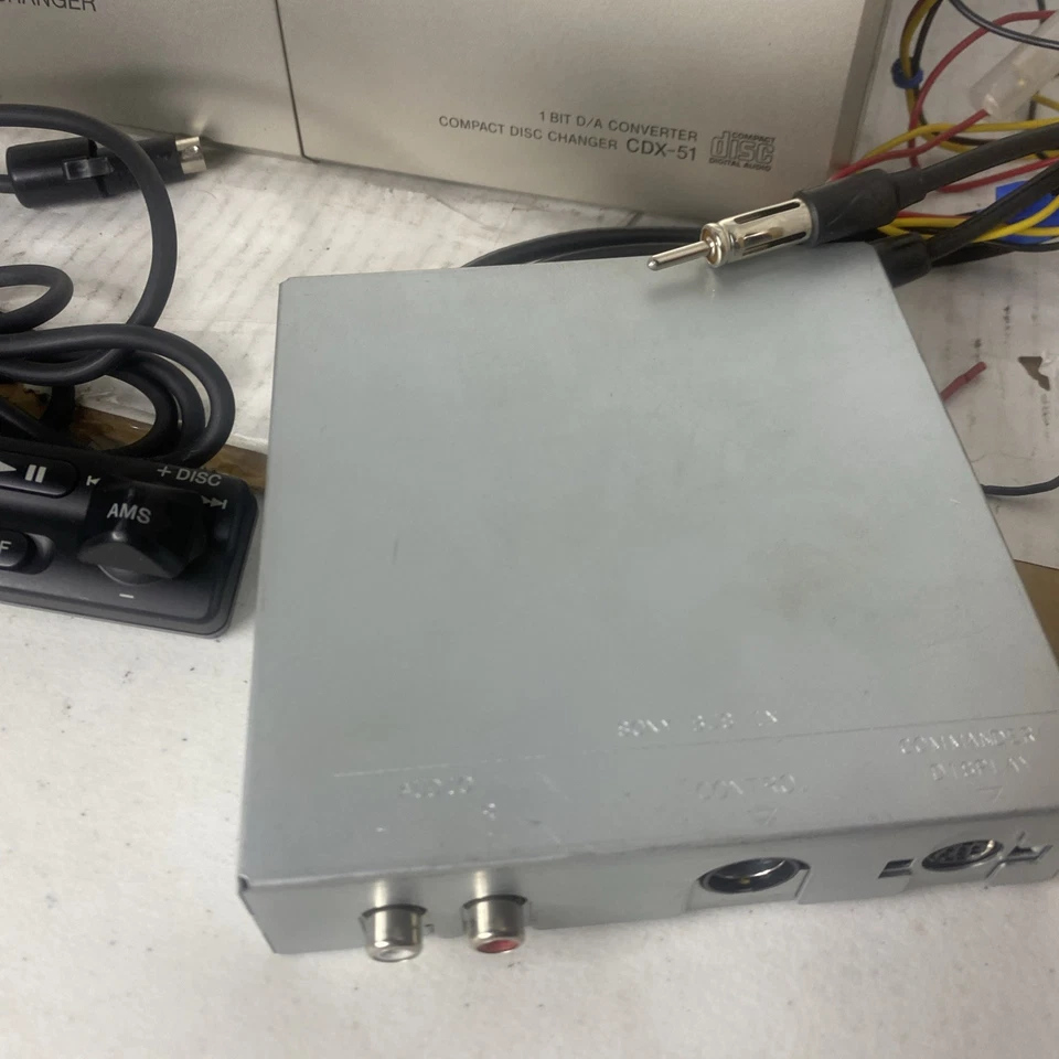 Vintage Sony CDX-51RF Compact 10 Disc Changer System As Pictured Untested - Image 2 of 4