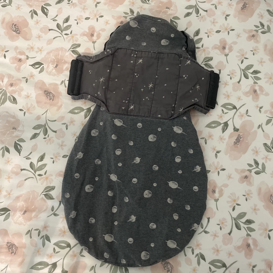 HAPPIEST BABY SNOO Sleep Sack Swaddle Size Small (5-12 lbs) Dark Gray Planets - Image 4 of 4