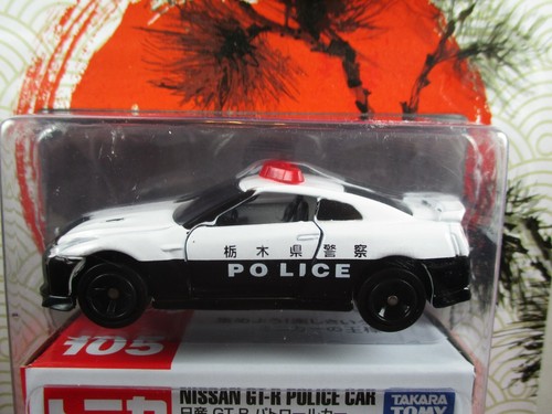 Tomica Takara Tomy 2019 Wave Three 1:62 Nissan GT-R Police - #105 White/Black - Picture 2 of 4