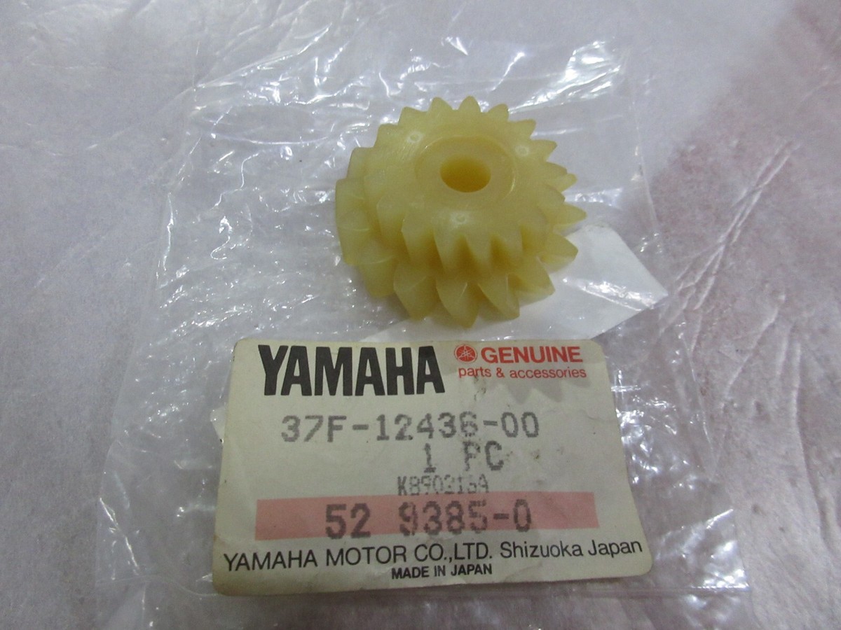 Yamaha DT200 NOS Gear Drive DT200R 37F-12436-00 | eBay