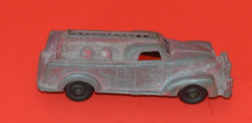 Toy/Hobby-Vintage Manoil Fire Truck 709 Die Cast Toy Truck Made in U.S.A. - #2 - Picture 20 of 24