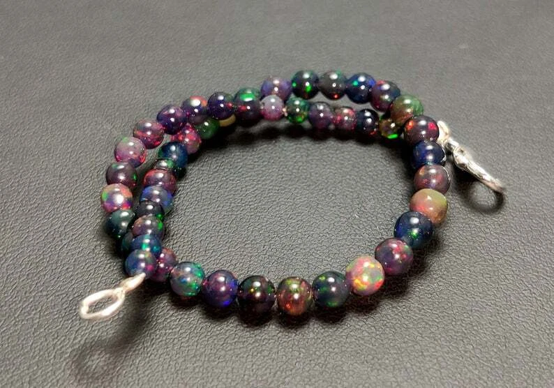 Natural Ethiopian Welo Fire Black Opal Plain Round 3-5mm Beads Gemstone Bracelet - Image 4 of 4