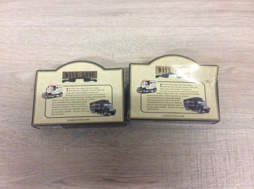 LOT OF 2 LLEDO DAYS GONE MODEL AUTOMOBILES MADE IN ENGLAND B16 - Picture 5 of 8