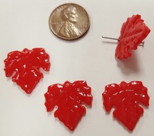 12 VINTAGE RED MAPLE LEAF 20mm. ETCHED ACRYLIC PENDANT BEAD CHARMS N156