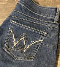 Wrangler Women  s Bootcut Stretch Medium Wash Mid Rise Blue Jeans Sz 5/6 32x32 