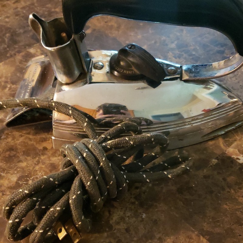 Lot of 3 Vintage Corded Dry Clothes Irons, Adjustable, Black/Silver