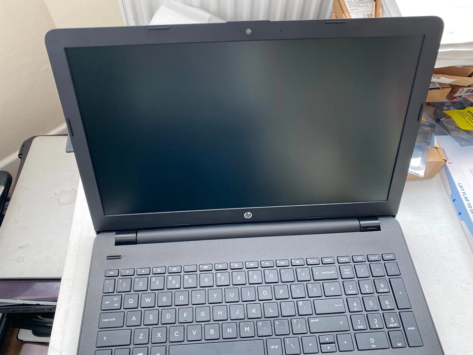 HP 15-BS046NA 15.6" LAPTOP INTEL CELERON N3060 1TB HDD 4GB RAM NO CHARGER - Image 2 of 4